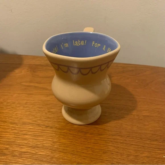 ❌SOLD❌ Alice in Wonderland Teacup - Picture 2 of 5